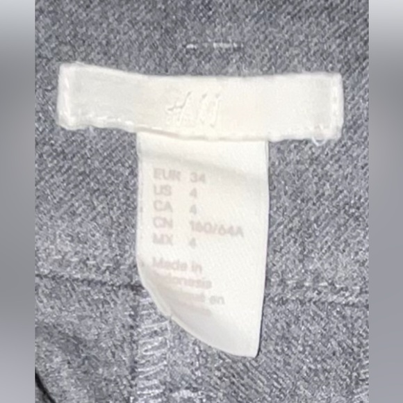 H&M Dress Trousers With Strap - Picture 4 of 4